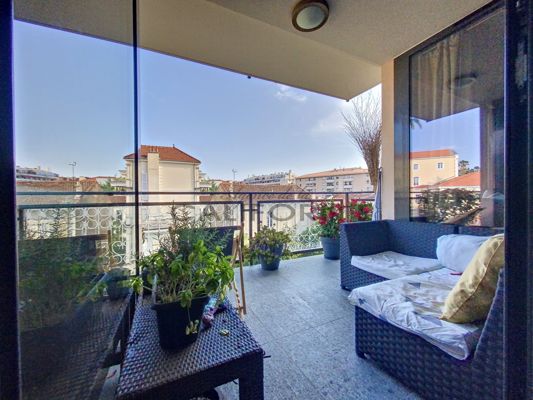 Vente Appartement 56m² 2 Pièces à Cannes (06400) - Agence de la Californie