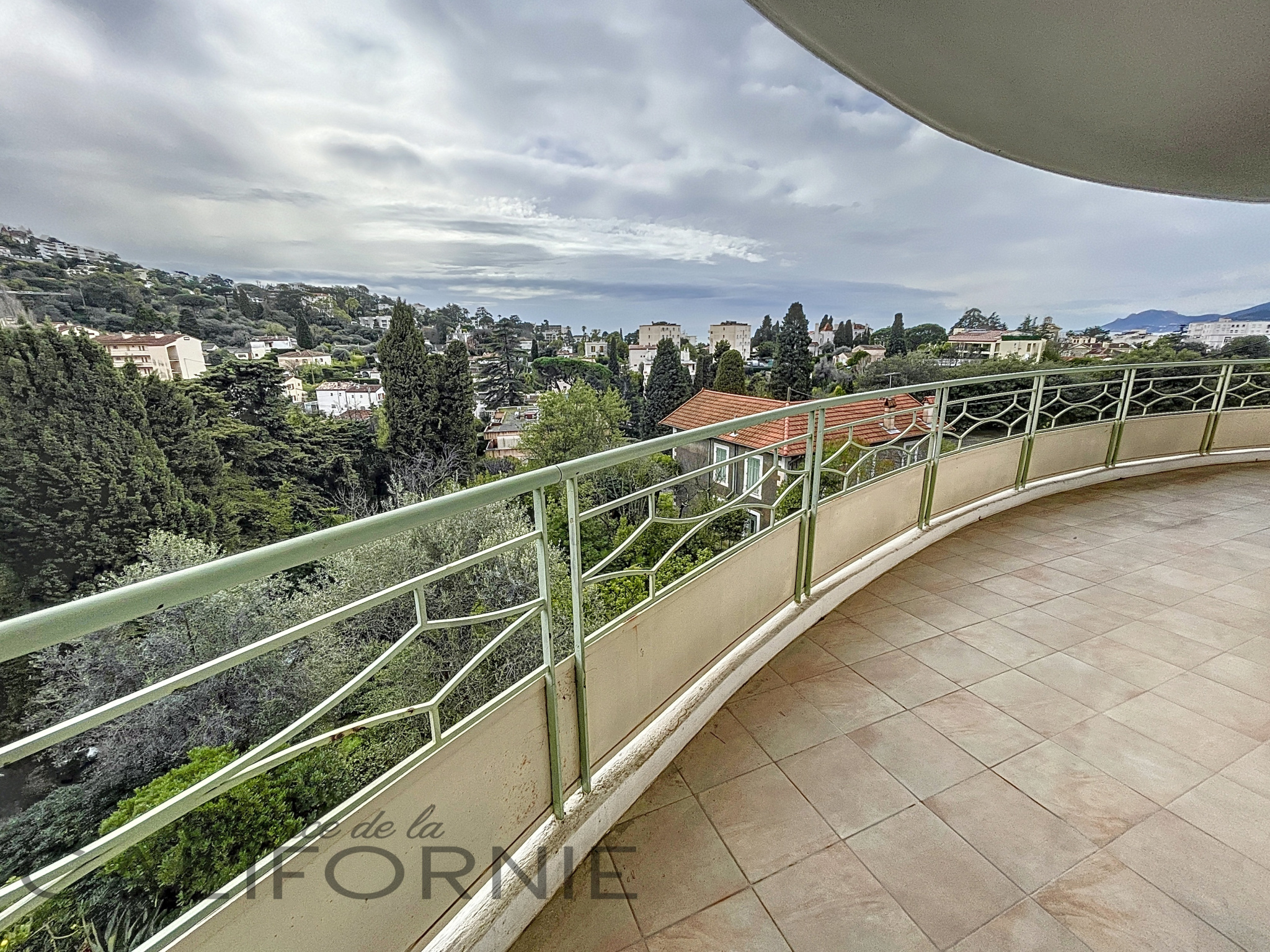 Vente Appartement 63m² 3 Pièces à Cannes (06400) - Agence de la Californie