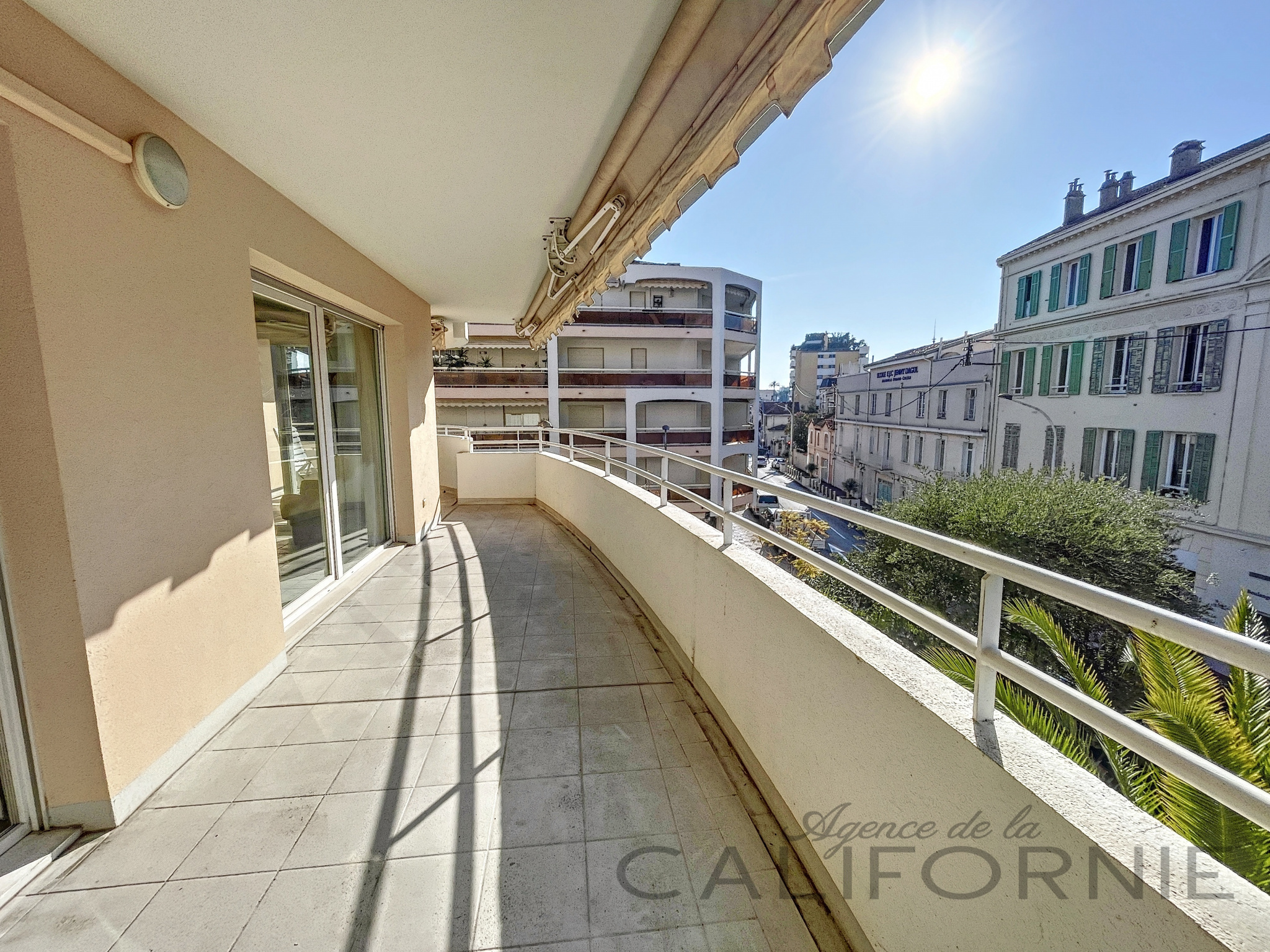 Vente Appartement 71m² 3 Pièces à Cannes (06400) - Agence de la Californie